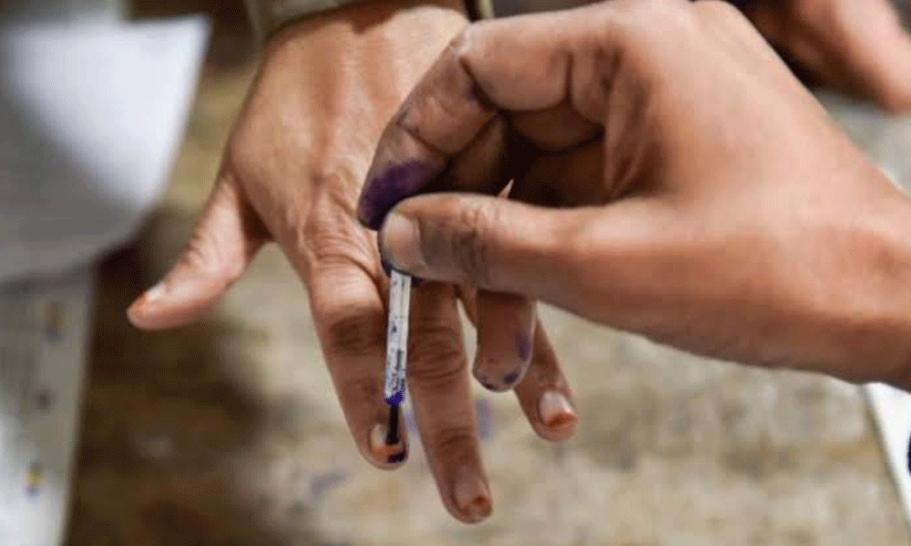 పోలింగ్ కి కౌంట్ డౌన్ : జనం నాడి చిక్కుతుందా ?