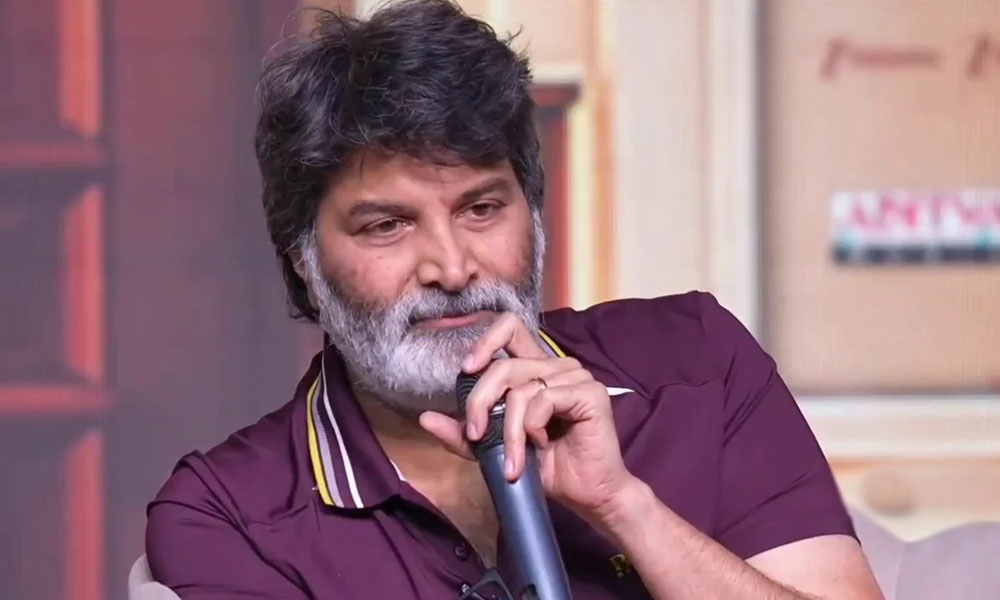 హాఫ్ మీల్స్‌తో సరిపెట్టిన గురూజీ.. తారక్‌తో ఏం చేస్తారో!
