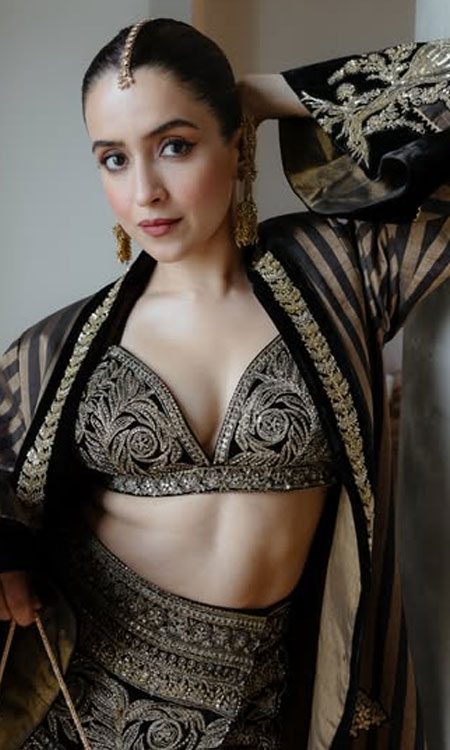 Sanya Malhotras Royal Black and Gold Look Radiates Festive Elegance