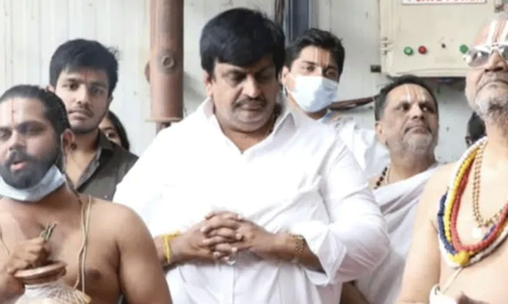 టీటీడీ చైర్మ‌న్‌ రేసులో ఎన్నారై.. బాబు అవ‌కాశం ఇస్తారా.. ?