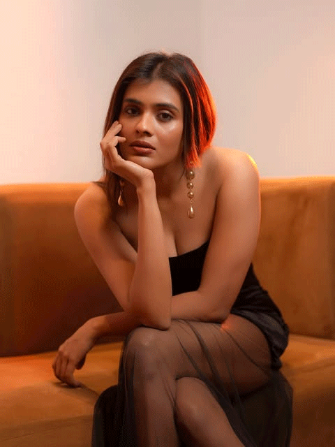 Hebah Patel Stuns in a Chic Black Strapless Mini Dress