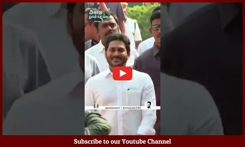 జగనన్నే కావాలి-ఝాన్సమ్మే రావాలి😍❤️ #TeamBotcha #VizagWithJhansi #APWithJagan #VoteForFan #shorts