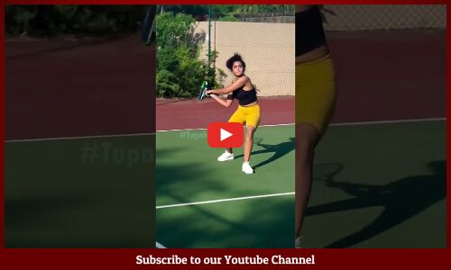 గుండెల్లో రైళ్లు పరిగెట్టించిన 😘❤️: #AnupamaParameswaran Plays Badminton #tillusquare #ytshorts