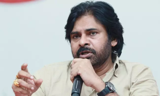 పవన్ ఢిల్లీ టూర్...లెక్కలు చాలానే ఉన్నాయి...?
