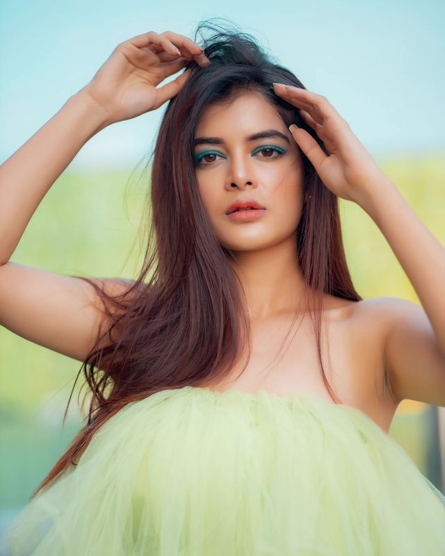 Madhumita Sarcar: Redefining Style with Sequins and Green Bikini Chic Madhumita Sarcar: Redefining Style with Sequins and Green Bikini Chic