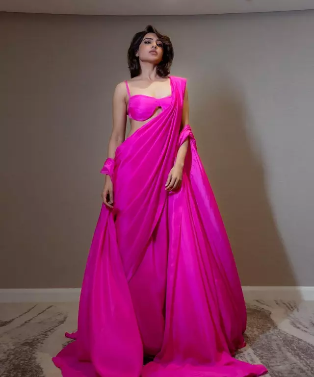 Exemplary Looks Of Samantha In Pretty Pink Outfit!