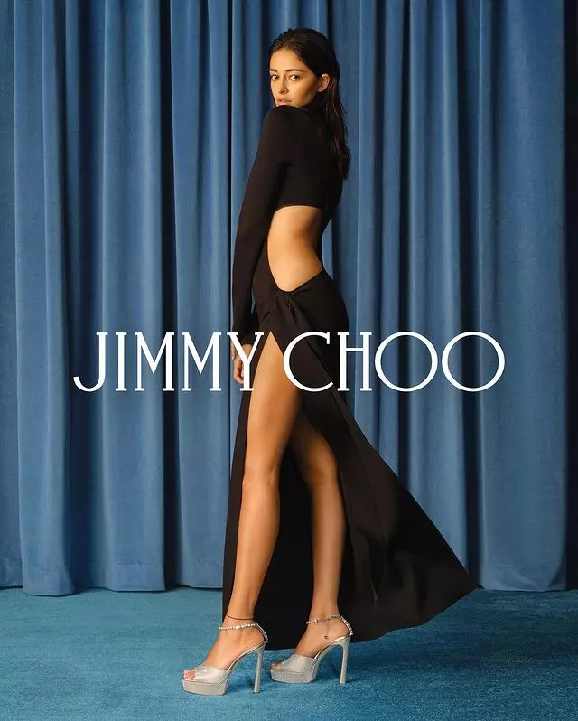 Ananya Looking Amazing In Trendy Outfit! Ananya Looking Amazing In Trendy Outfit!