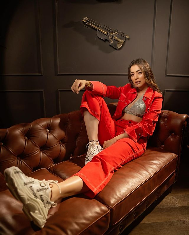 Raai Laxmi Getting Sunkissed In Laced Bikini!