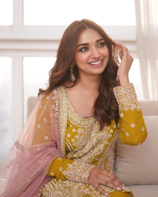 jiya shankar net worth 2023 - Ilustrasi 3