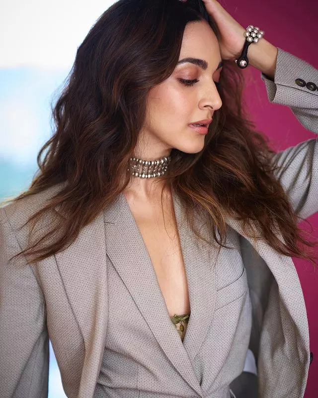 Kiara Advani Reigns Supreme in This Dress Kiara Advani Reigns Supreme in This Dress