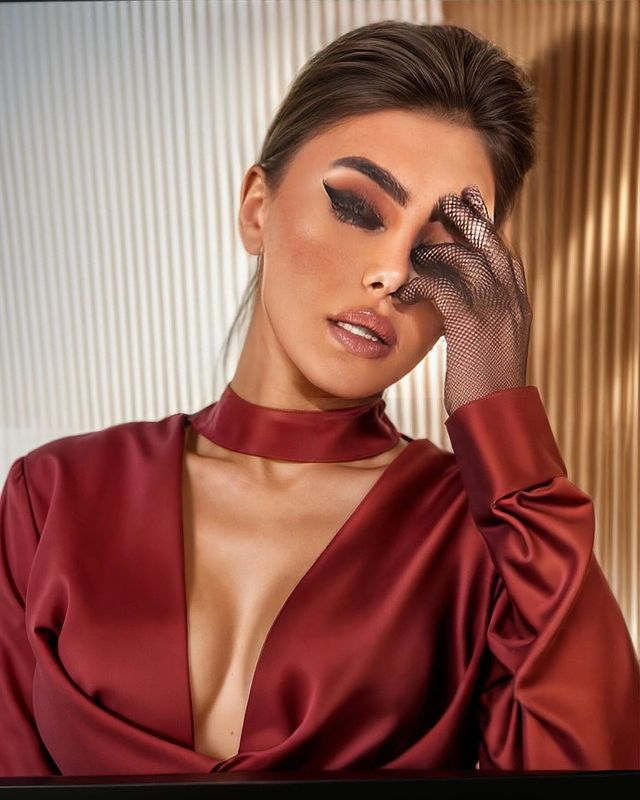 Mahek Chahal Dazzles in This Stunning Deess Mahek Chahal Dazzles in This Stunning Deess