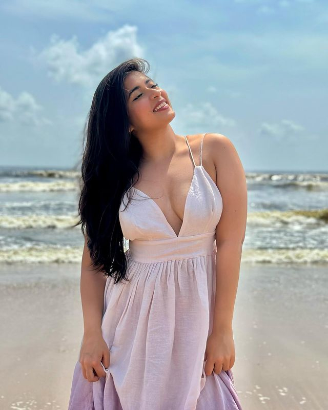 Nikita Sharma Shows Off Her Style in This Dress