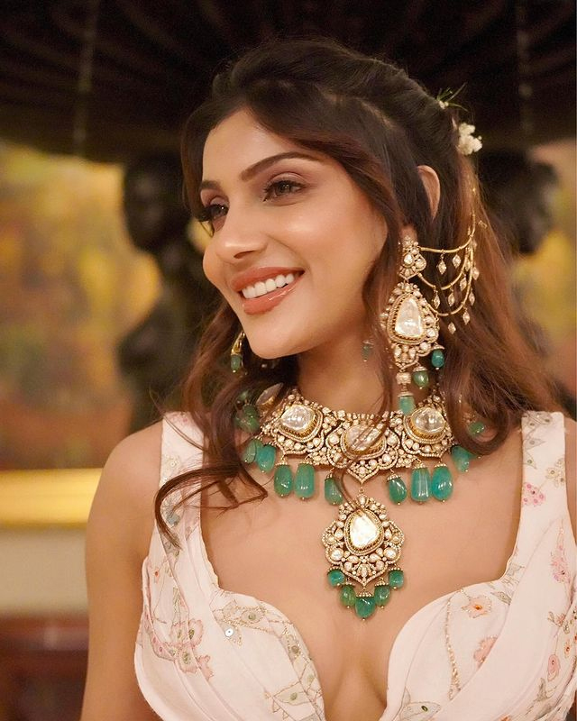 Ishita Raj Sharma Glows in This Dress Ishita Raj Sharma Glows in This Dress