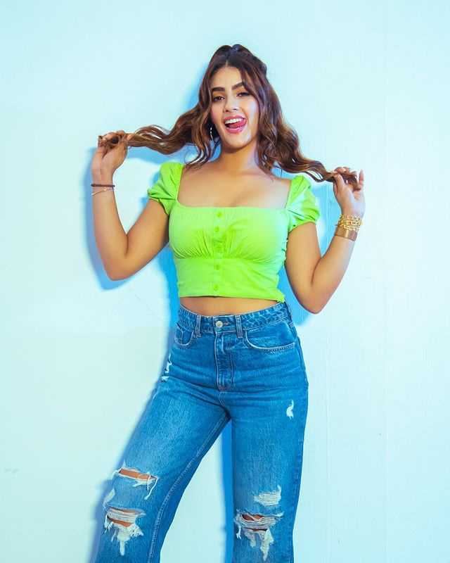 Kavya Thapar Makes a Fashion Statement in This Dress