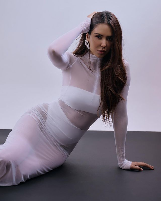 Sonam Bajwa�s Vibes in Black Sonam Bajwa�s Vibes in Black