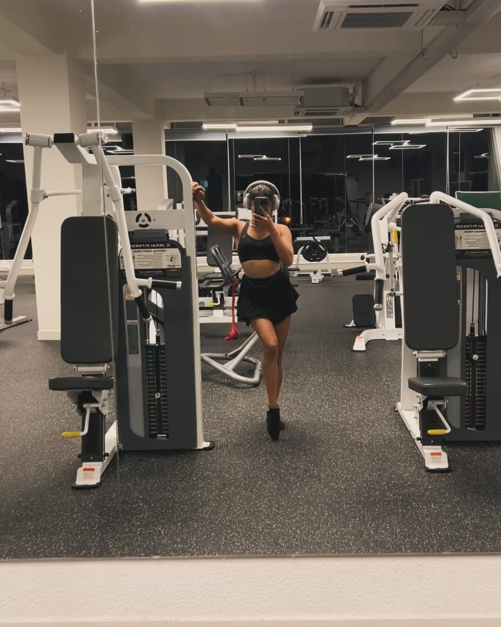 Samyuktha Slays Her Gym Looks Samyuktha Slays Her Gym Looks