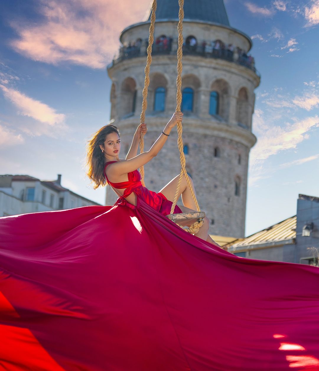 Shanvi Srivastava Exudes Grace in This Look Shanvi Srivastava Exudes Grace in This Look