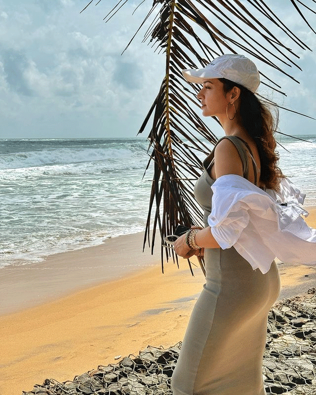 Shanvi Srivastava Exudes Grace in This Look Shanvi Srivastava Exudes Grace in This Look