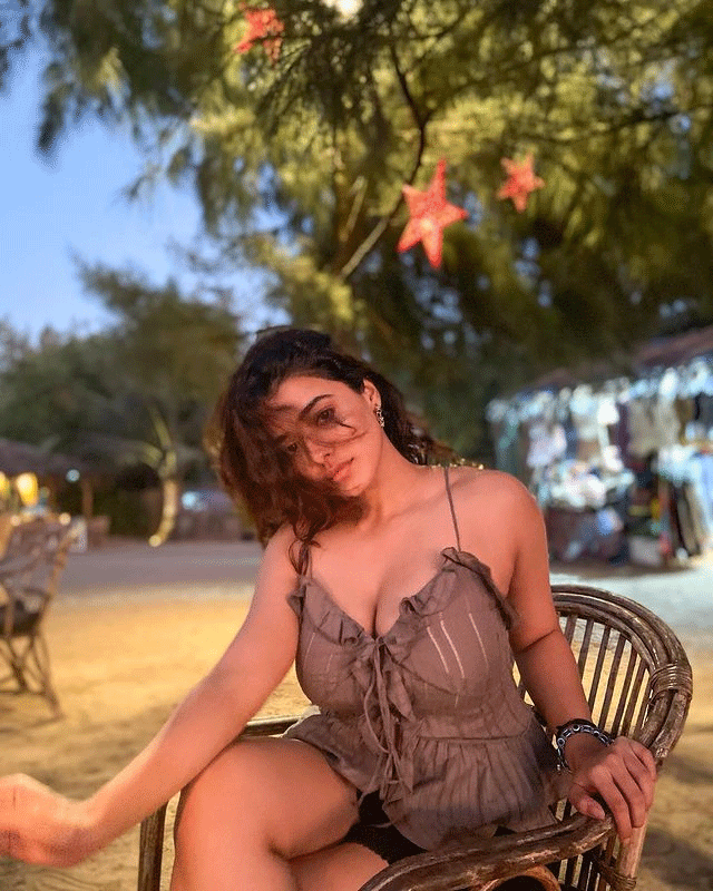 Ketika Sharma Looks Radiant in This Dress Ketika Sharma Looks Radiant in This Dress