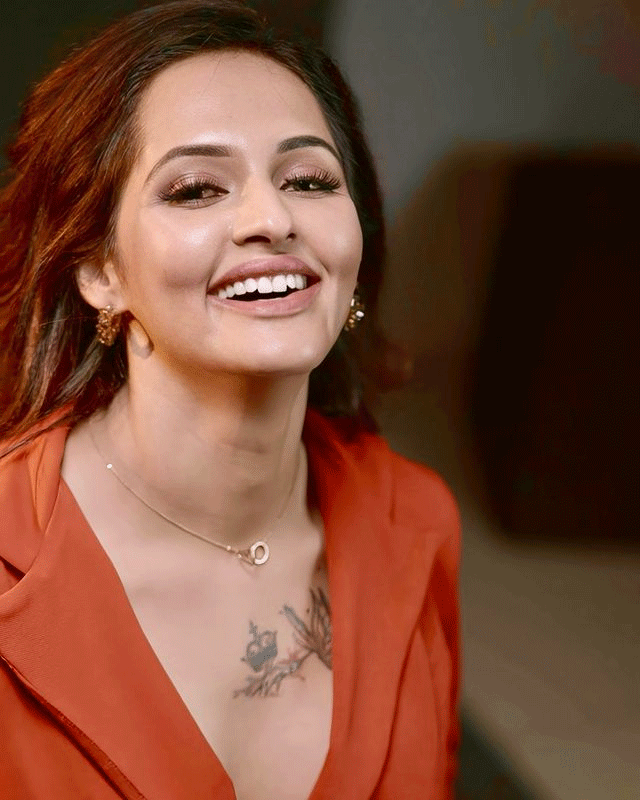 Jyothi Rai Pulls Off This Look with Elegance Jyothi Rai Pulls Off This Look with Elegance