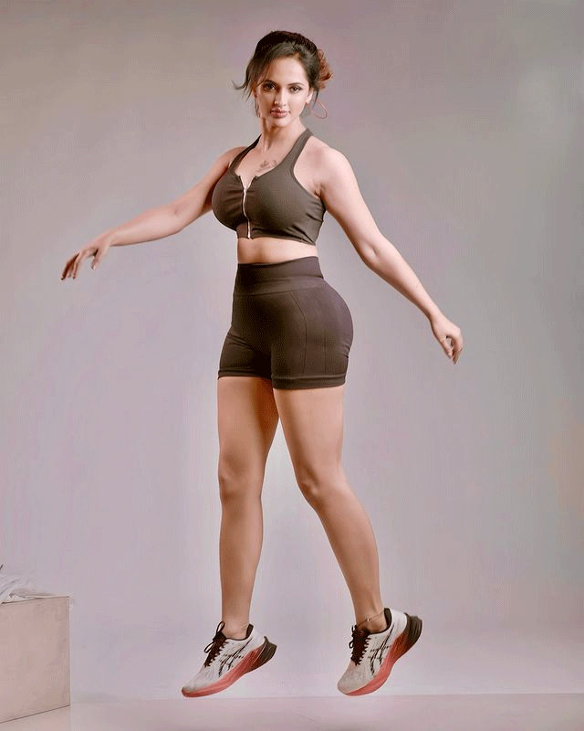 Jyothi Rai Pulls Off This Look with Elegance Jyothi Rai Pulls Off This Look with Elegance