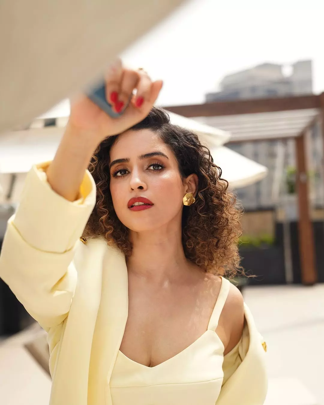 Sanya Malhotra Impresses in This Fashion Piece Sanya Malhotra Impresses in This Fashion Piece