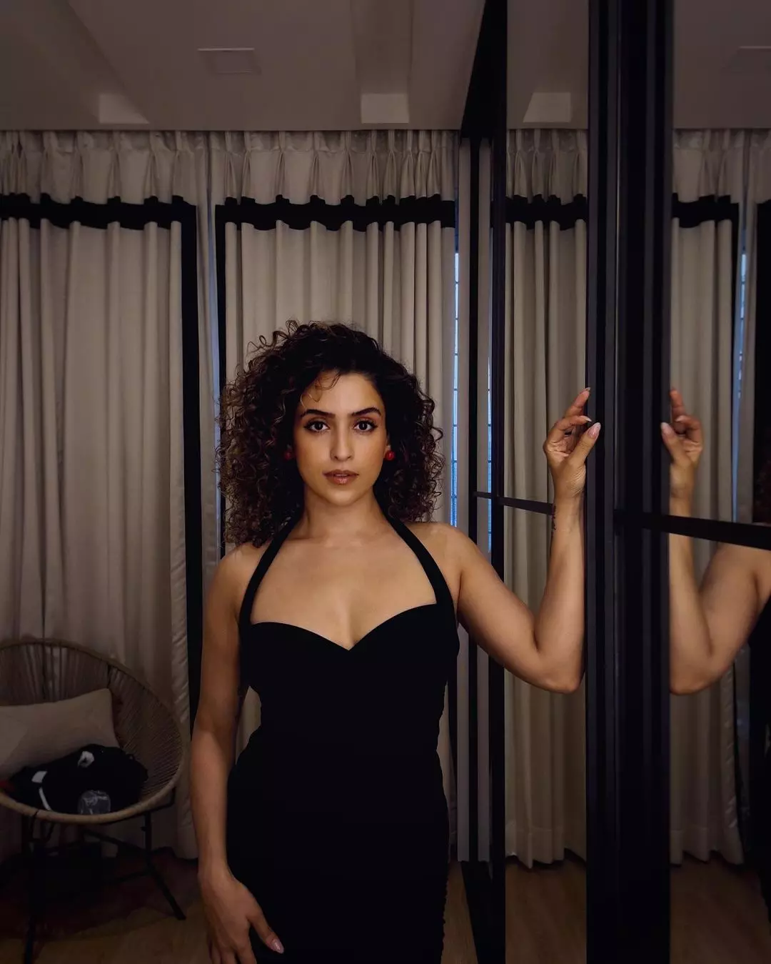 Sanya Malhotra Impresses in This Fashion Piece Sanya Malhotra Impresses in This Fashion Piece