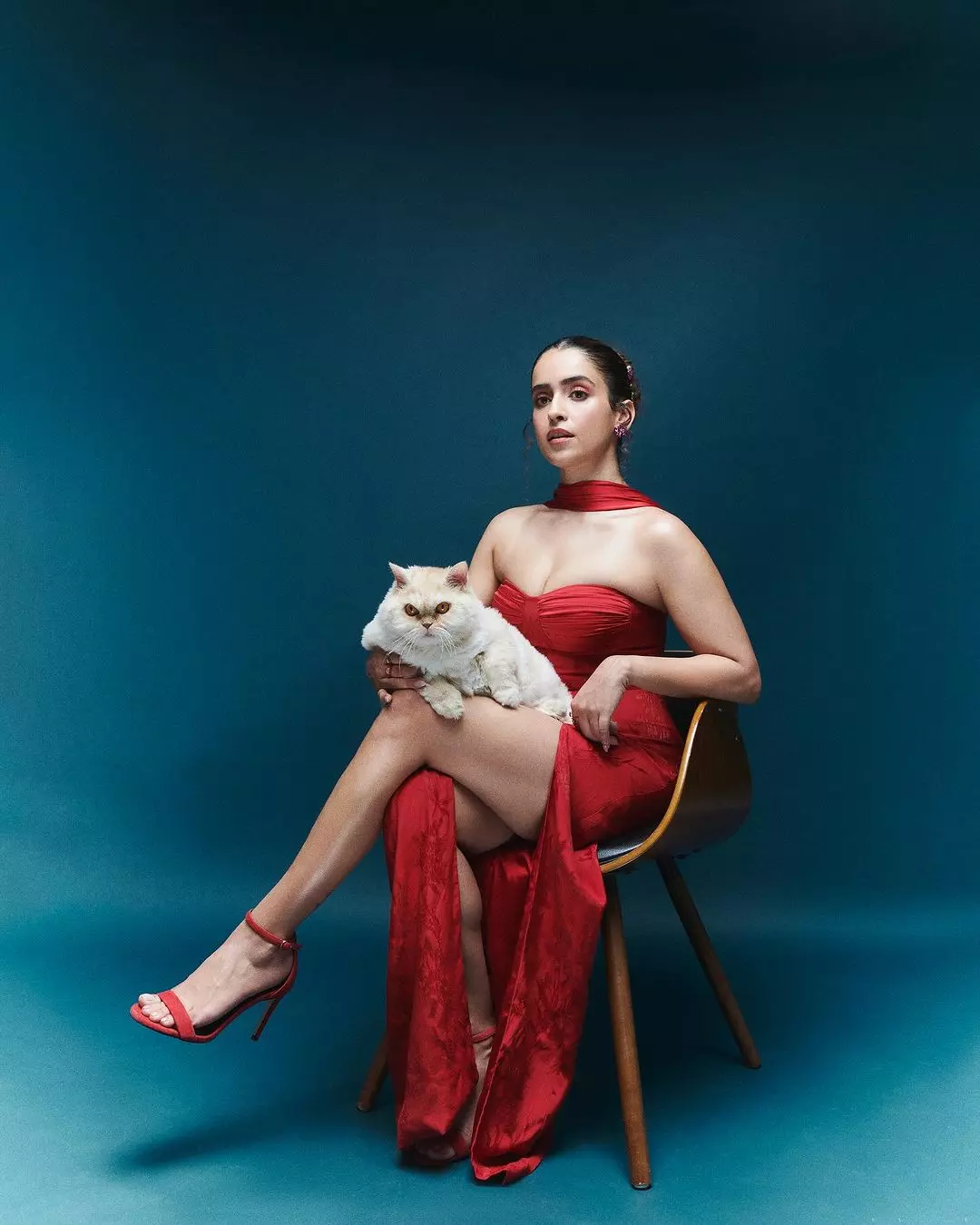 Sanya Malhotra Impresses in This Fashion Piece Sanya Malhotra Impresses in This Fashion Piece