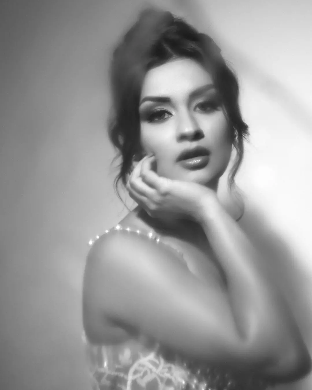 Avneet Kaur Looks Unstoppable in This Dress Avneet Kaur Looks Unstoppable in This Dress