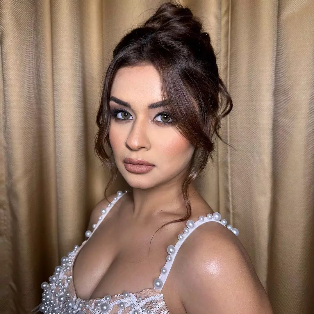 Avneet Kaur Looks Unstoppable in This Dress Avneet Kaur Looks Unstoppable in This Dress