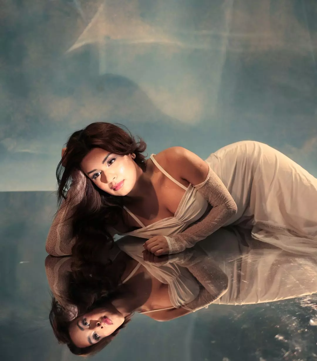 Avneet Kaur Looks Unstoppable in This Dress Avneet Kaur Looks Unstoppable in This Dress