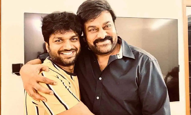'మెగా అనిల్' అడ్వాన్స్ సర్ ప్రైజ్.. గెట్ రెడీ! | Anil Ravipudi ...
