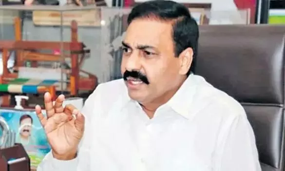 కాకాణిని ముప్పతిప్పలు పెడుతున్న 3 కేసులు.. తాజా స్టేటస్ ఇదే!