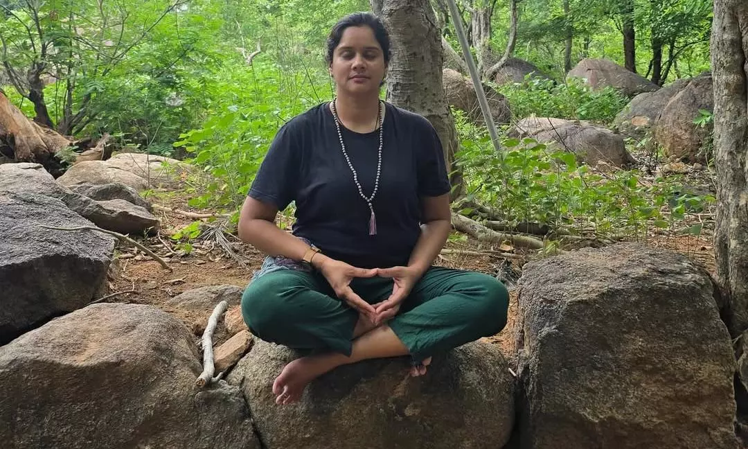 ప్రముఖ టీవీ యాంకర్ ఆత్మహత్య.. కారణమేంటి?