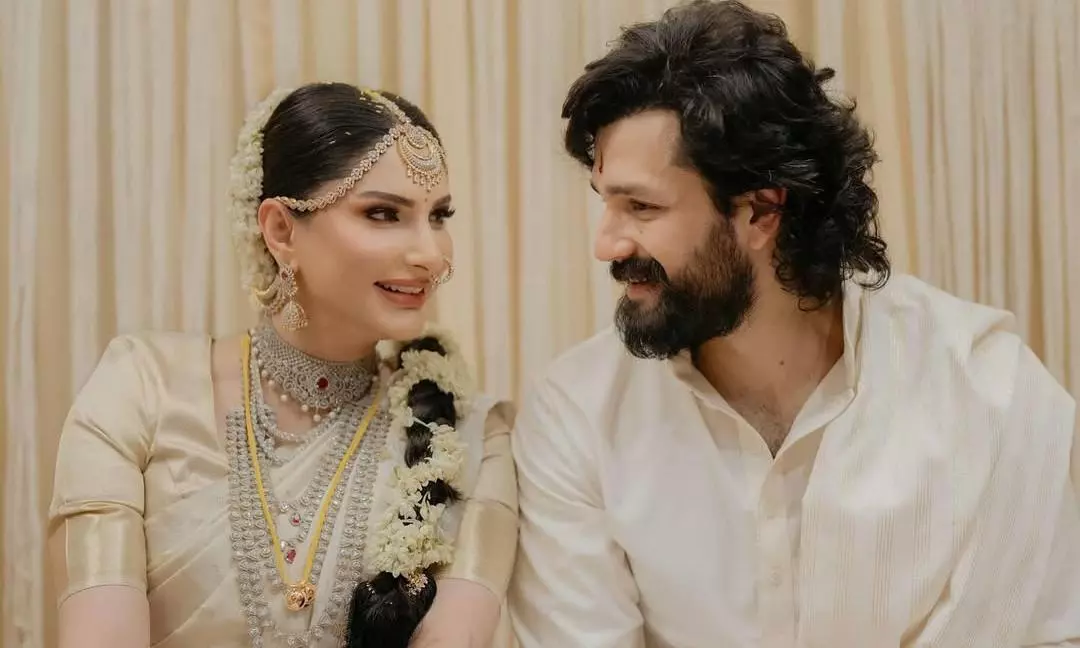 పిక్టాక్ : అఖిల్ జీవితంలోని అత్యుత్తమ రోజు..! పిక్టాక్ : అఖిల్ జీవితంలోని అత్యుత్తమ రోజు..!