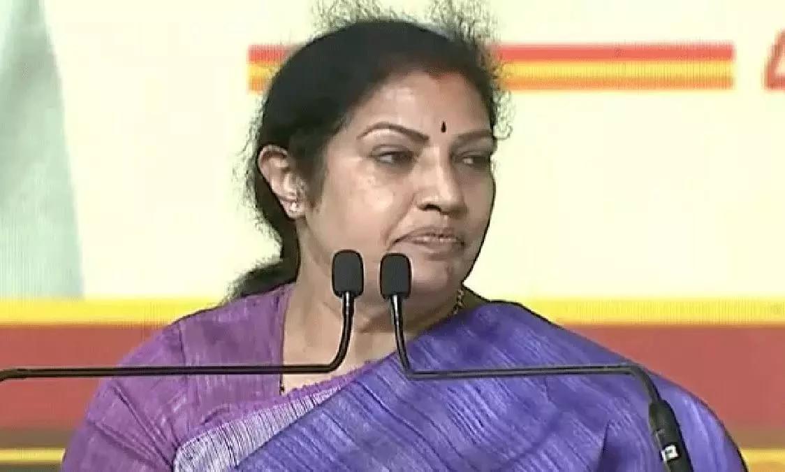 మళ్ళీ చిన్నమ్మేనా ?