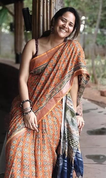 Grace in Every Fold: Anasuya Bharadwaj’s Ethnic Elegance