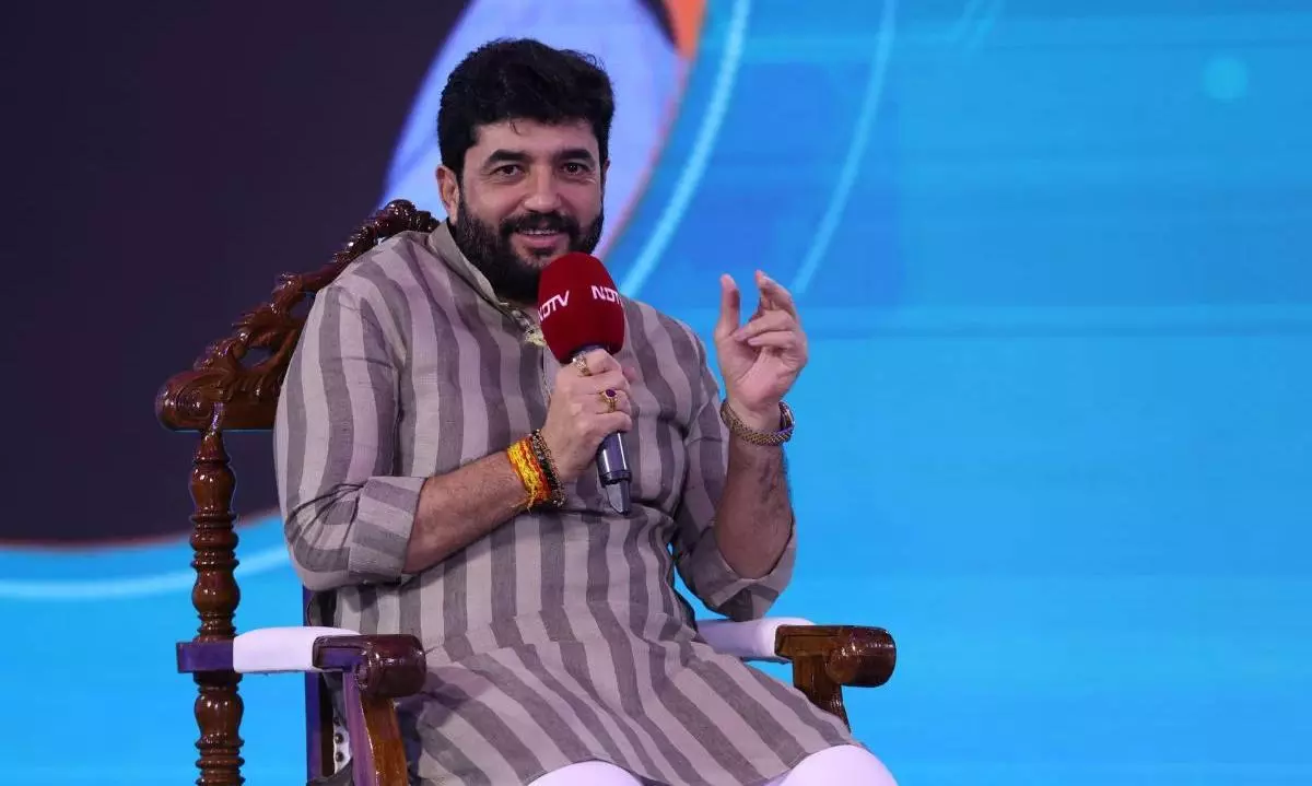 ఎయిరిండియా ప్రమాదంలో కుట్రకోణంపై కేంద్రం కీలక వ్యాఖ్యలు!
