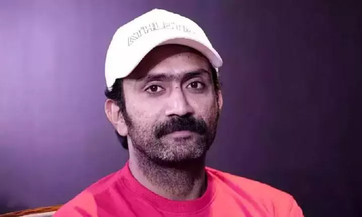 రోడ్డుపై ప‌డి ఉంటే ఎవ‌రూ సాయం చేయ‌లేదు!- న‌టుడు టామ్