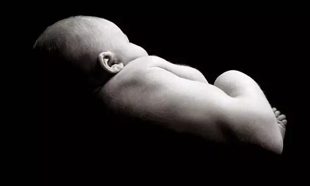 లవ్ మ్యారేజ్ చేసుకుందని మనమడ్ని దత్తత ఇచ్చేసిన తాత