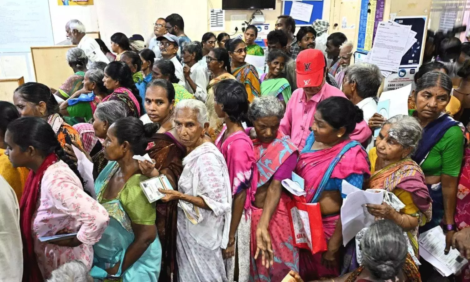 పెద్ద నంబరే...వారందరికీ పెన్షన్ రాదంతే !