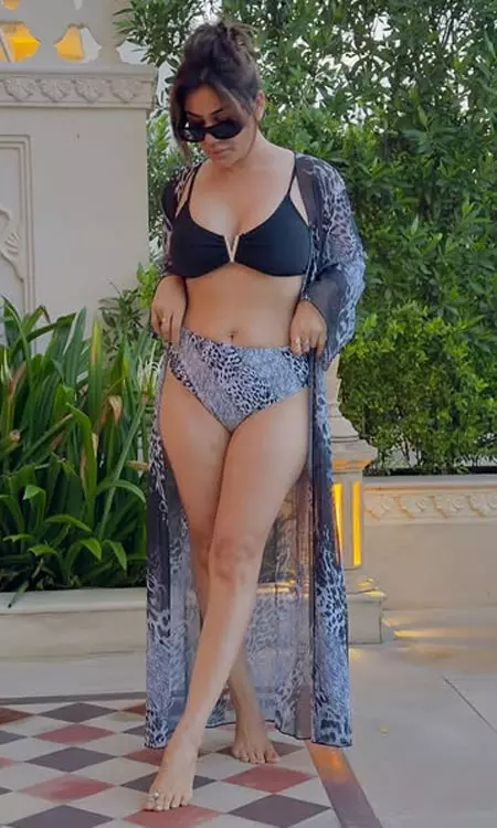 Kangana Sharmas New Post Sets Instagram on Fire