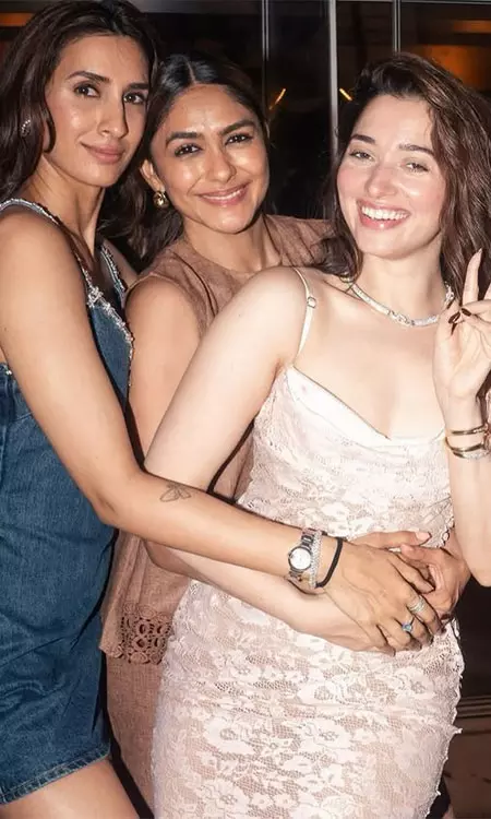 Inside Pragya Kapoors Star-Studded Birthday Party with Tamannaah, Mrunal and More
