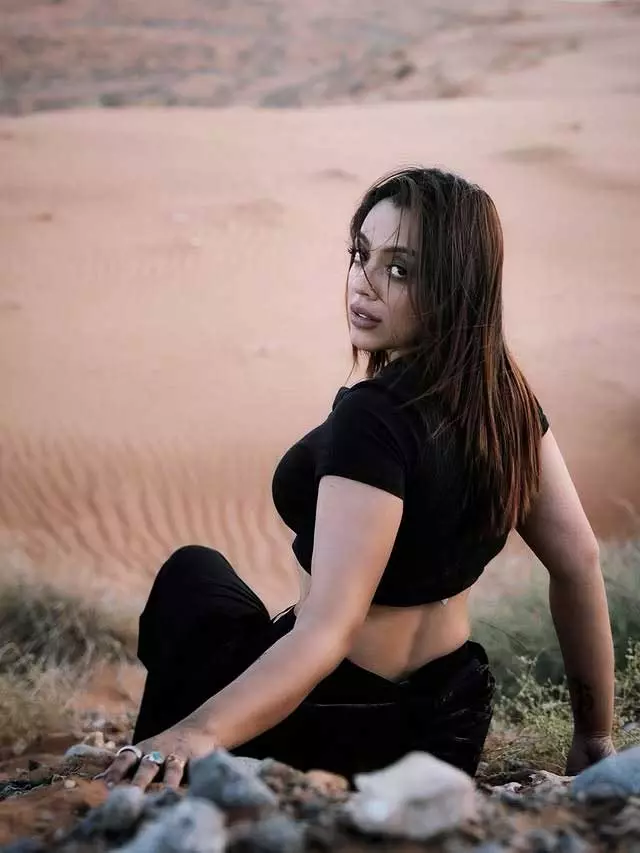 Deviyani Sharma Is Envy of Gardens