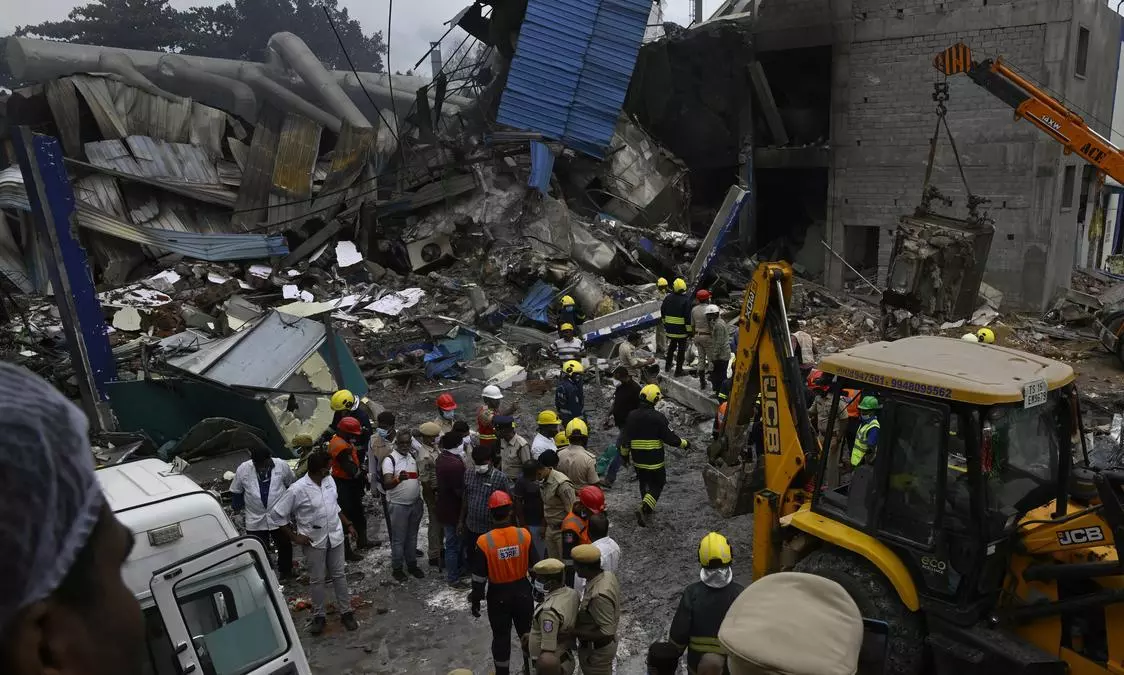 42 మంది మృతి.. 27 మంది గల్లంతు!... తెరపైకి  ఒళ్లు గగుర్పొడిచే విషయాలు!