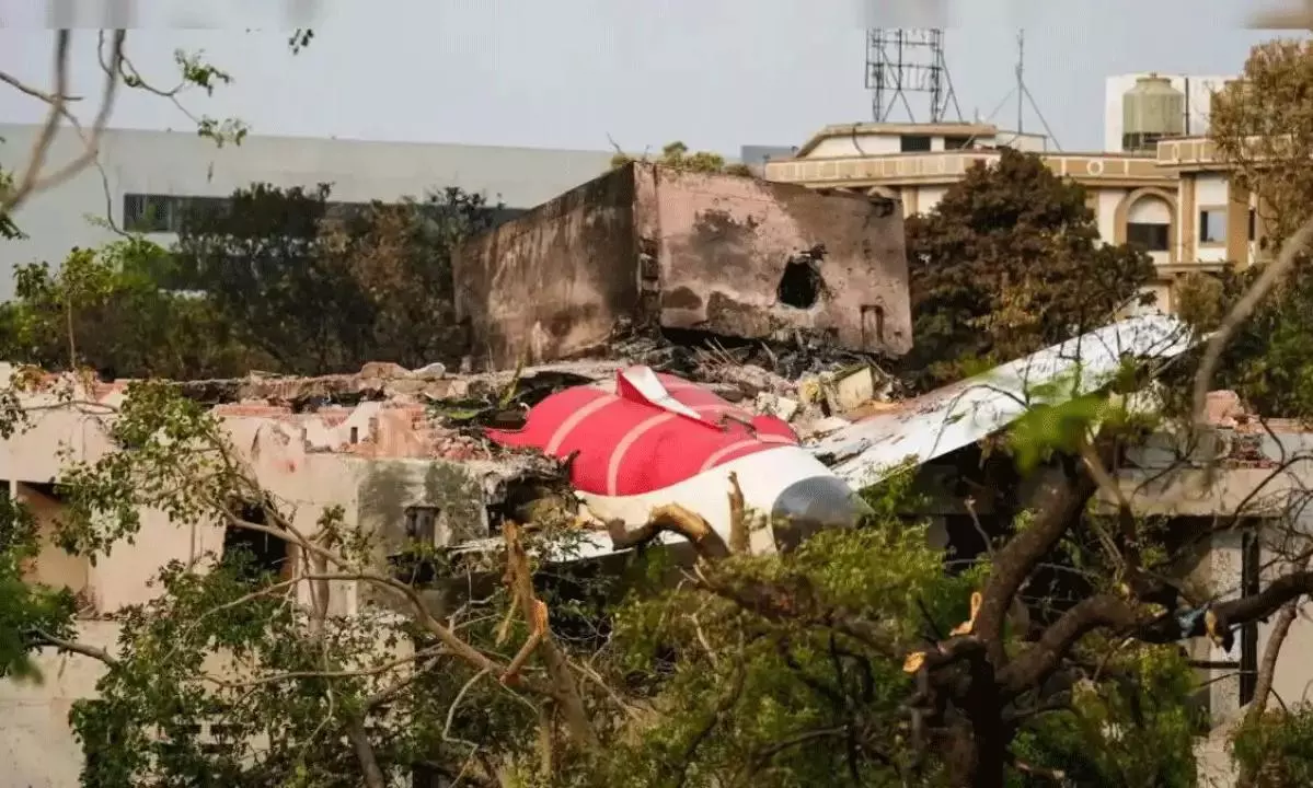 అహ్మదాబాద్  ప్రమాదంపై యూకే, యూఎస్  లో కేసులు... ఎందుకంటే..?