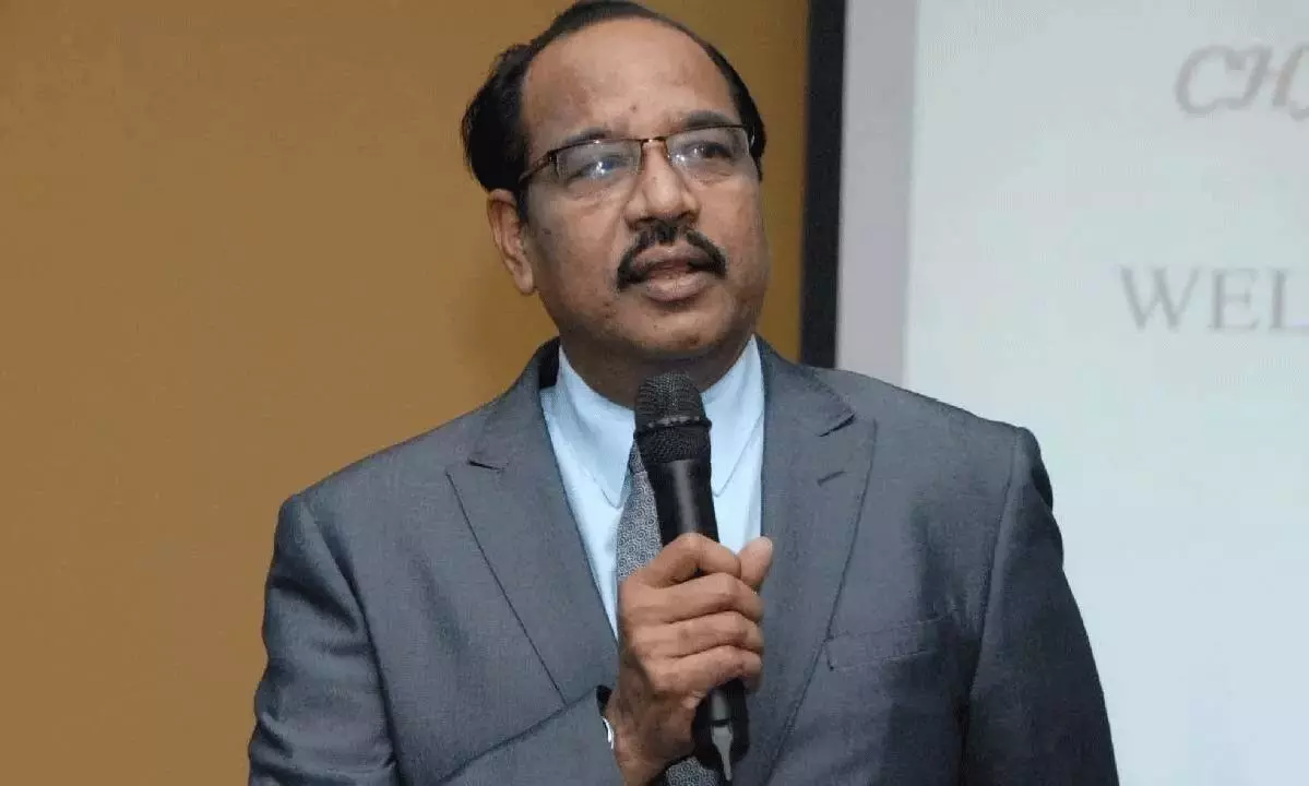 వ్య‌క్తిత్వ వికాసం ఆగిపోయింది..!