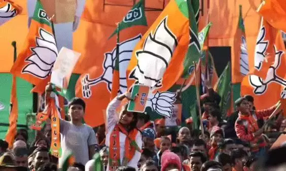 కాంగ్రెస్ బీట్ ఔట్‌: దేశంలో అదే అతి పెద్ద పార్టీ..!