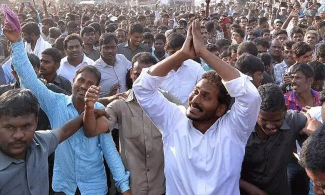 పాదయాత్రే అధికార సంజీవని.. జగన్ ఆలోచన ఇదే..