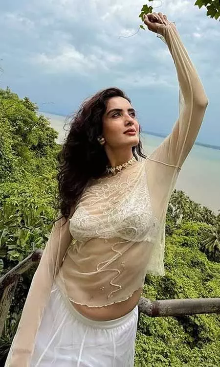 Sonal Kukreja Celebrates Her July Vibe in Style”